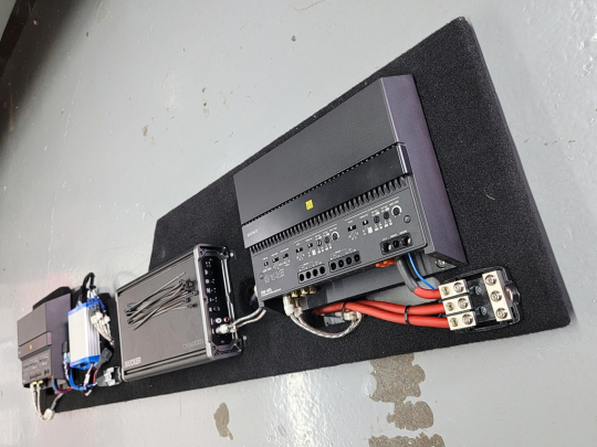 2023 Ford F250 Amplifier Mounting Rack