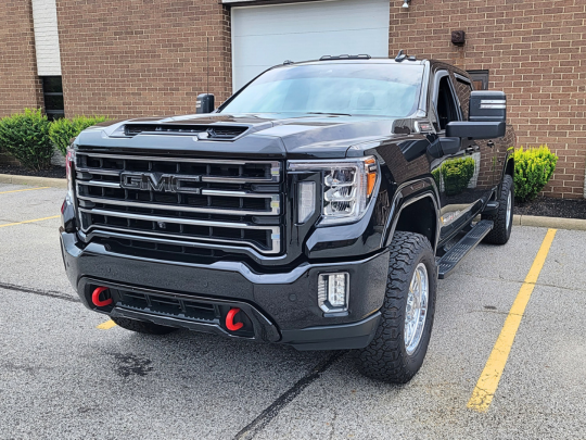 GMC Sierra close up of finished truck with stereo system completed.